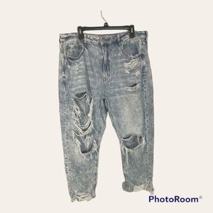 American Eagle Mom Jeans